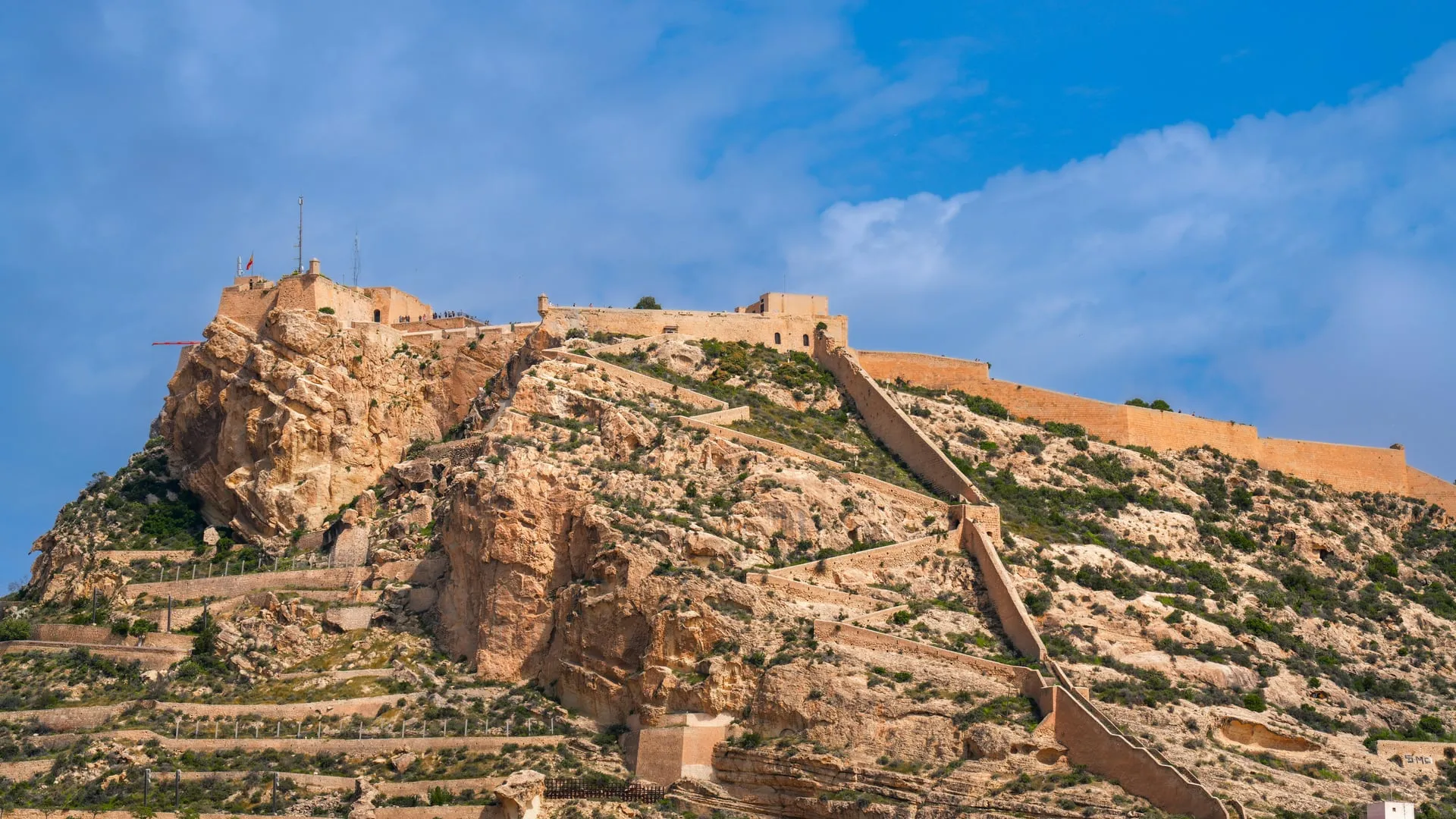 Alicante: Castillo de Santa Bárbara y casco antiguo