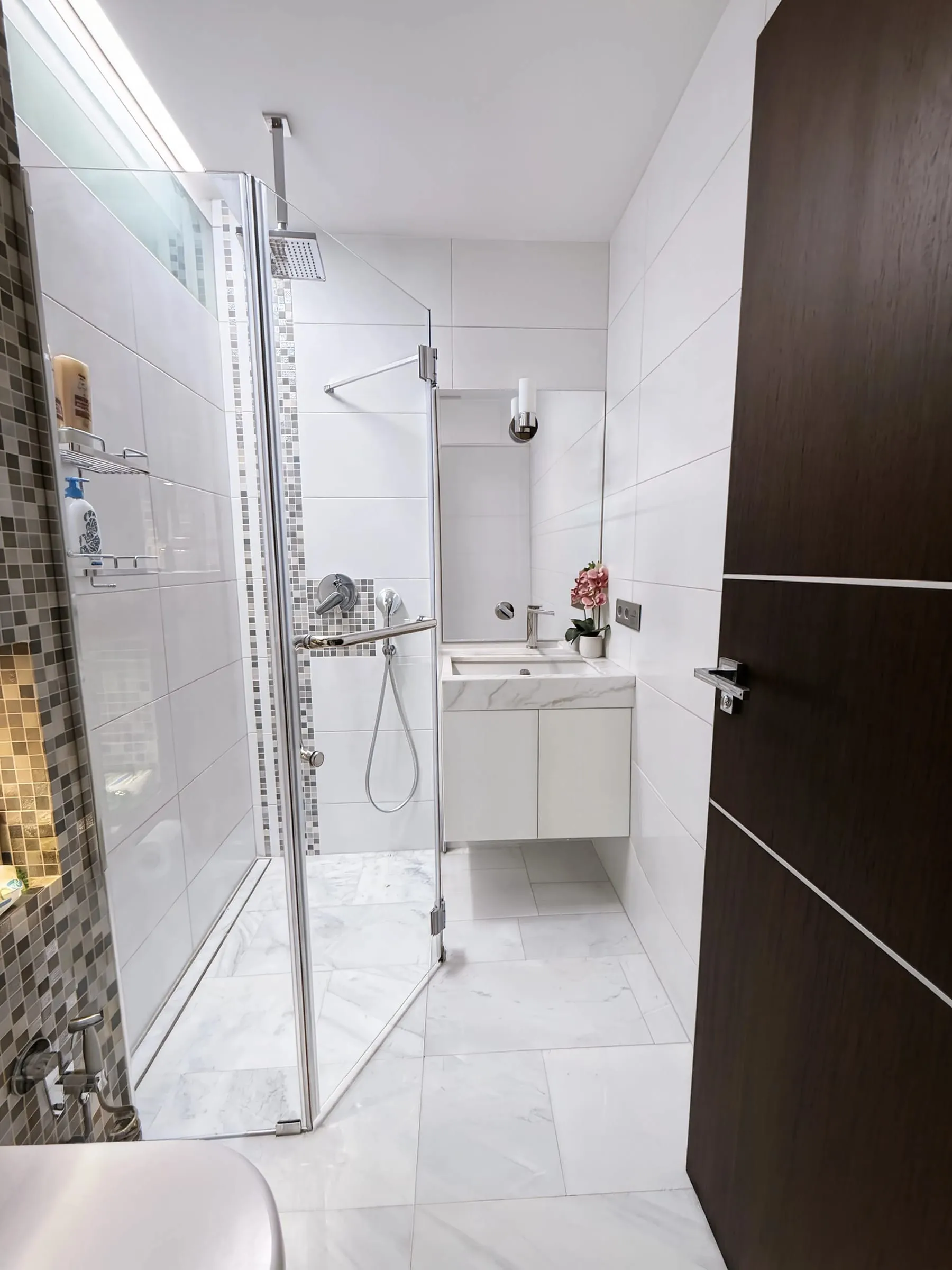 Baño — Villa Capitan, Villamartín
