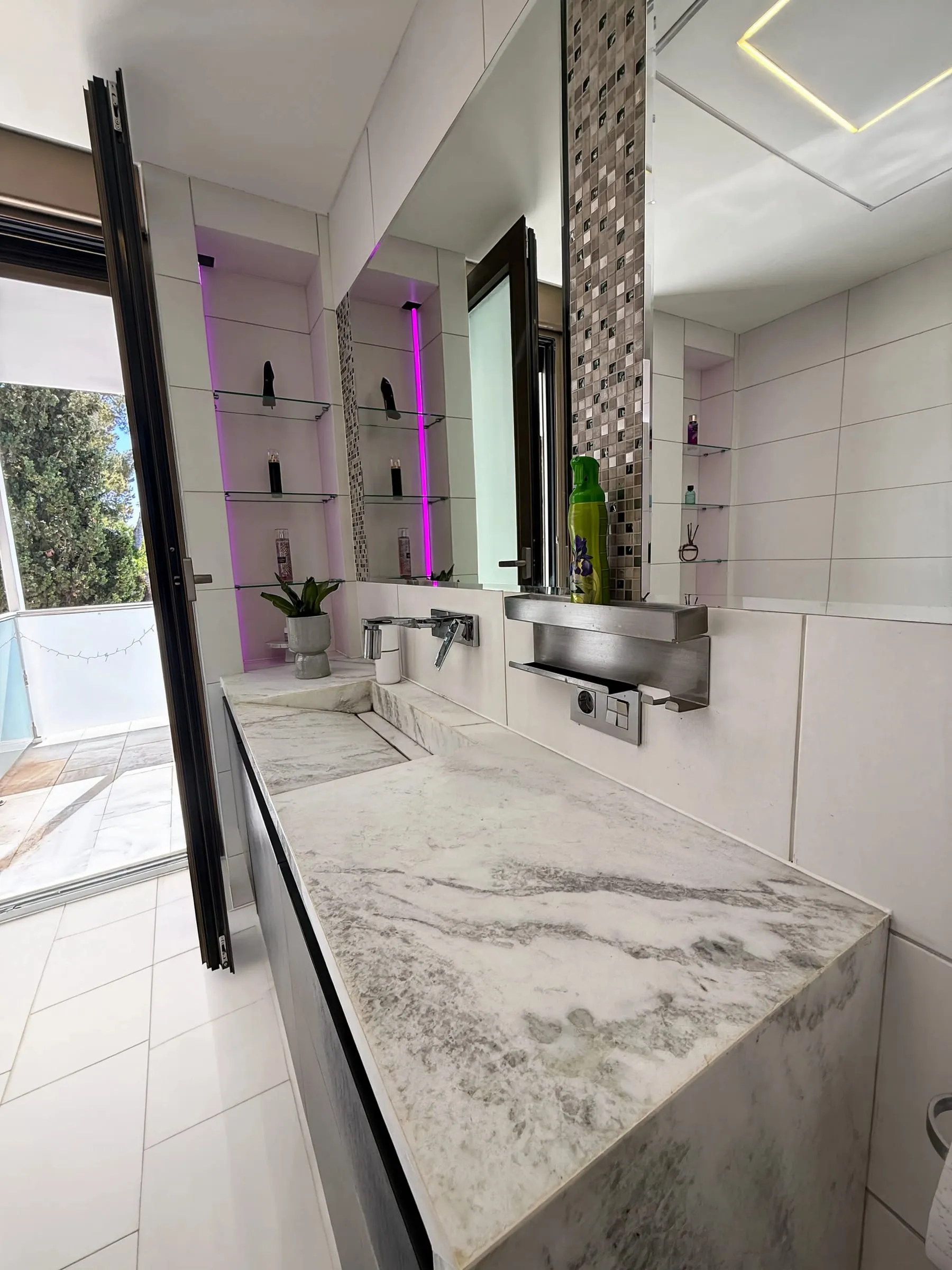 Baño principal — Villa Capitan, Villamartín