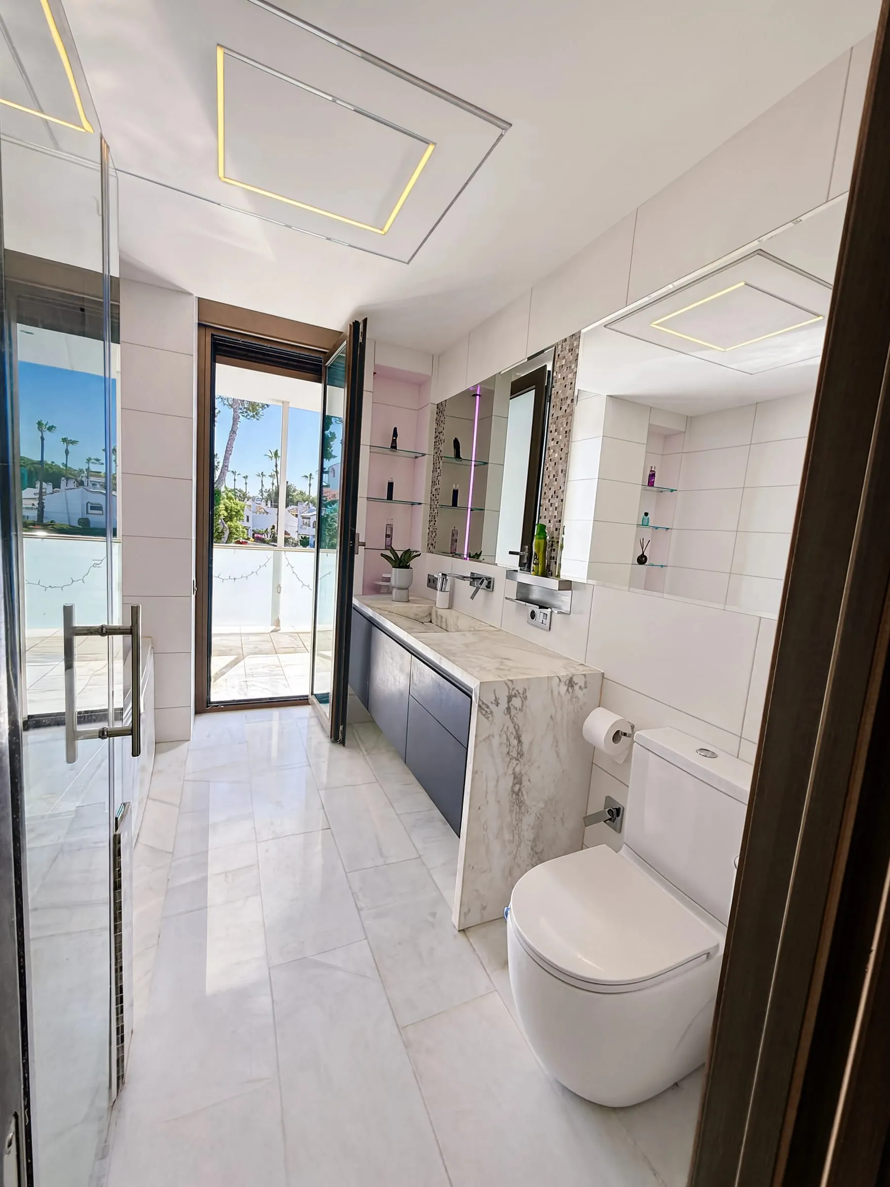 Baño principal — Villa Capitan, Villamartín
